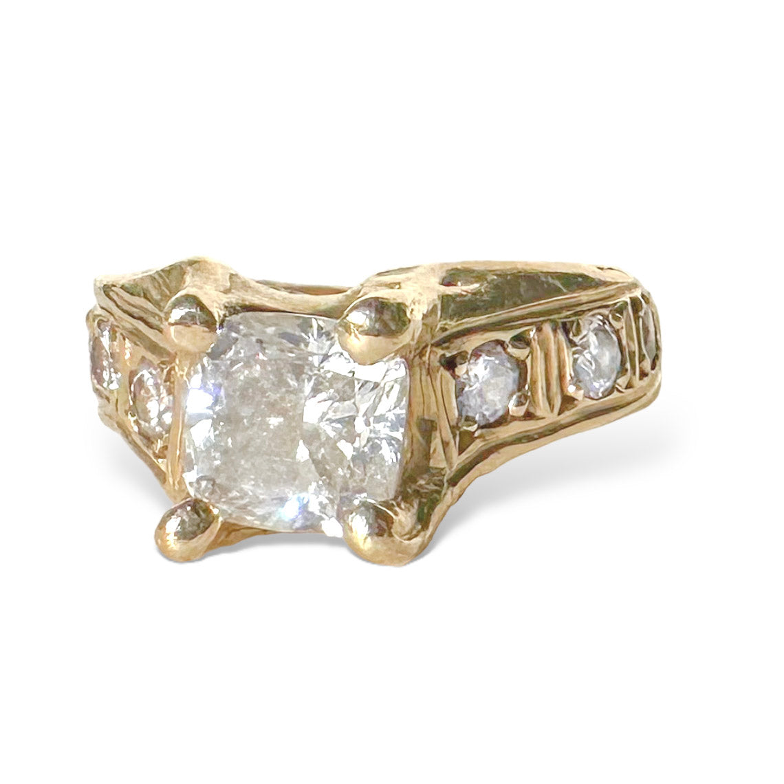 Gusto Ring