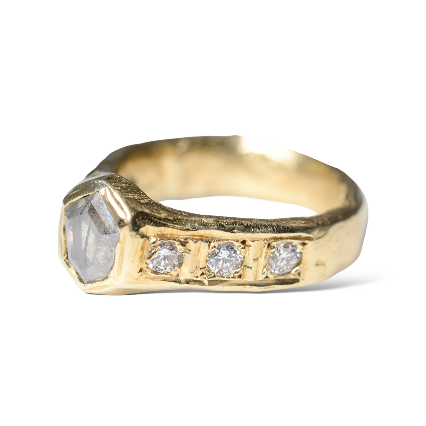 Morticia Ring