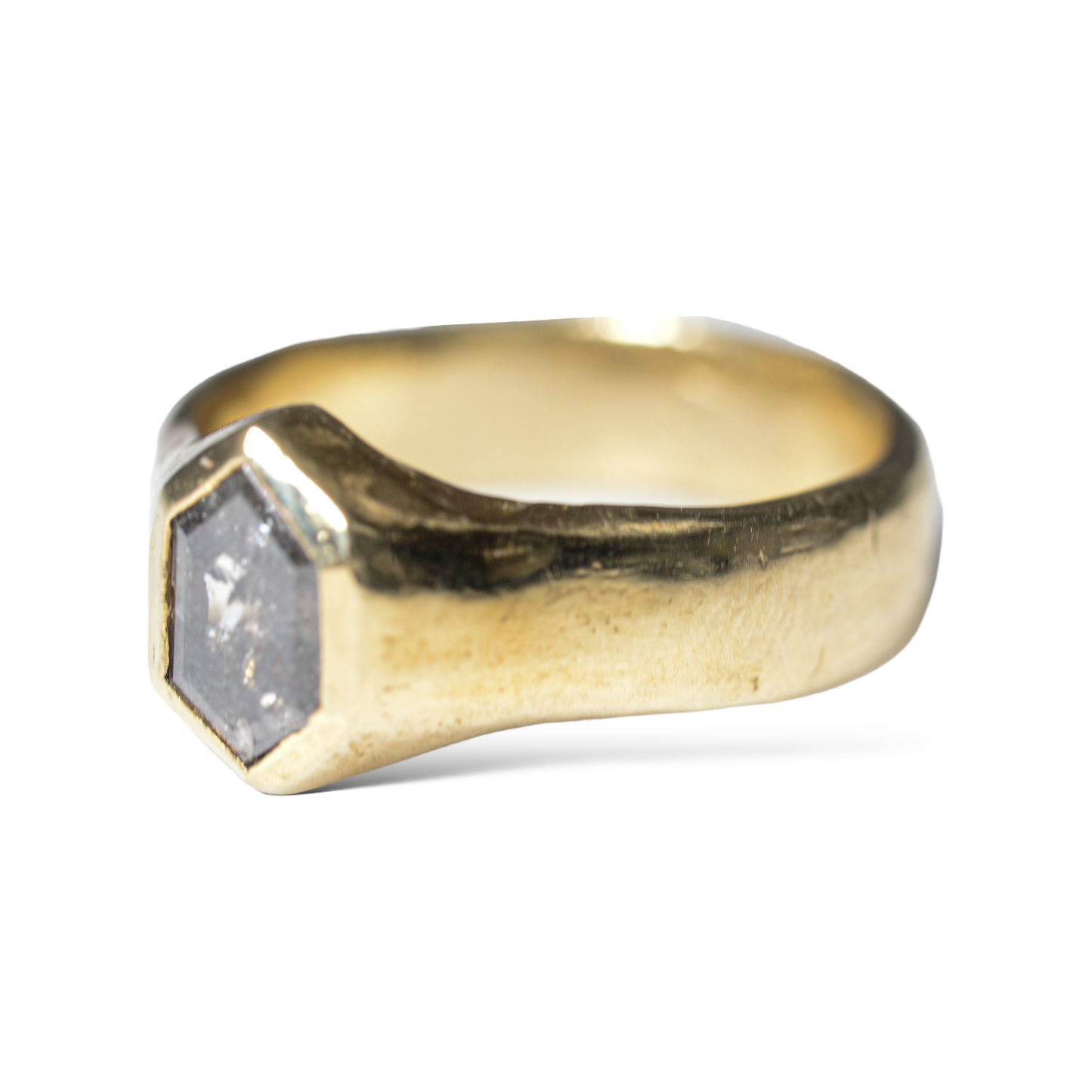 Nyx Ring