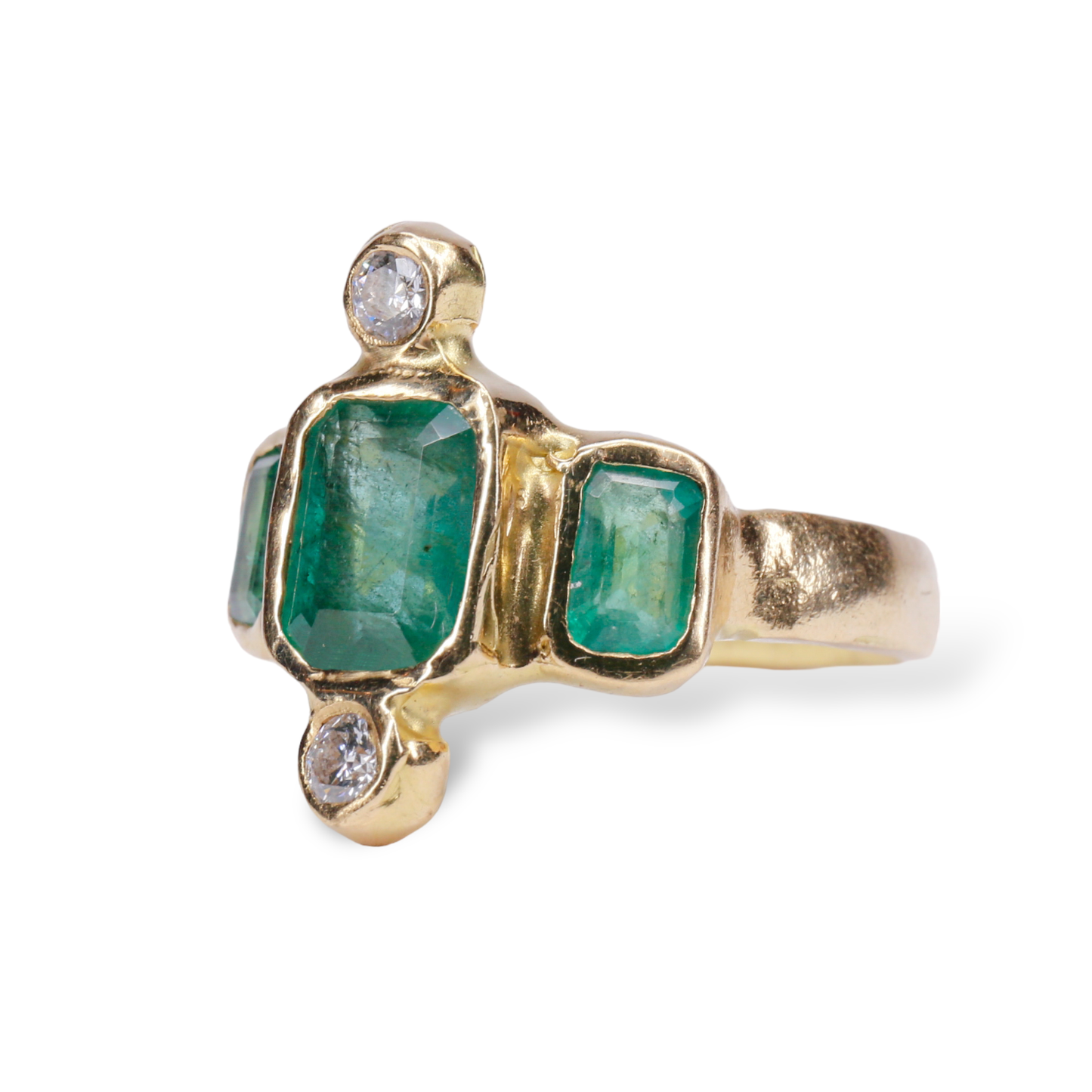 Tubby Emerald Ring