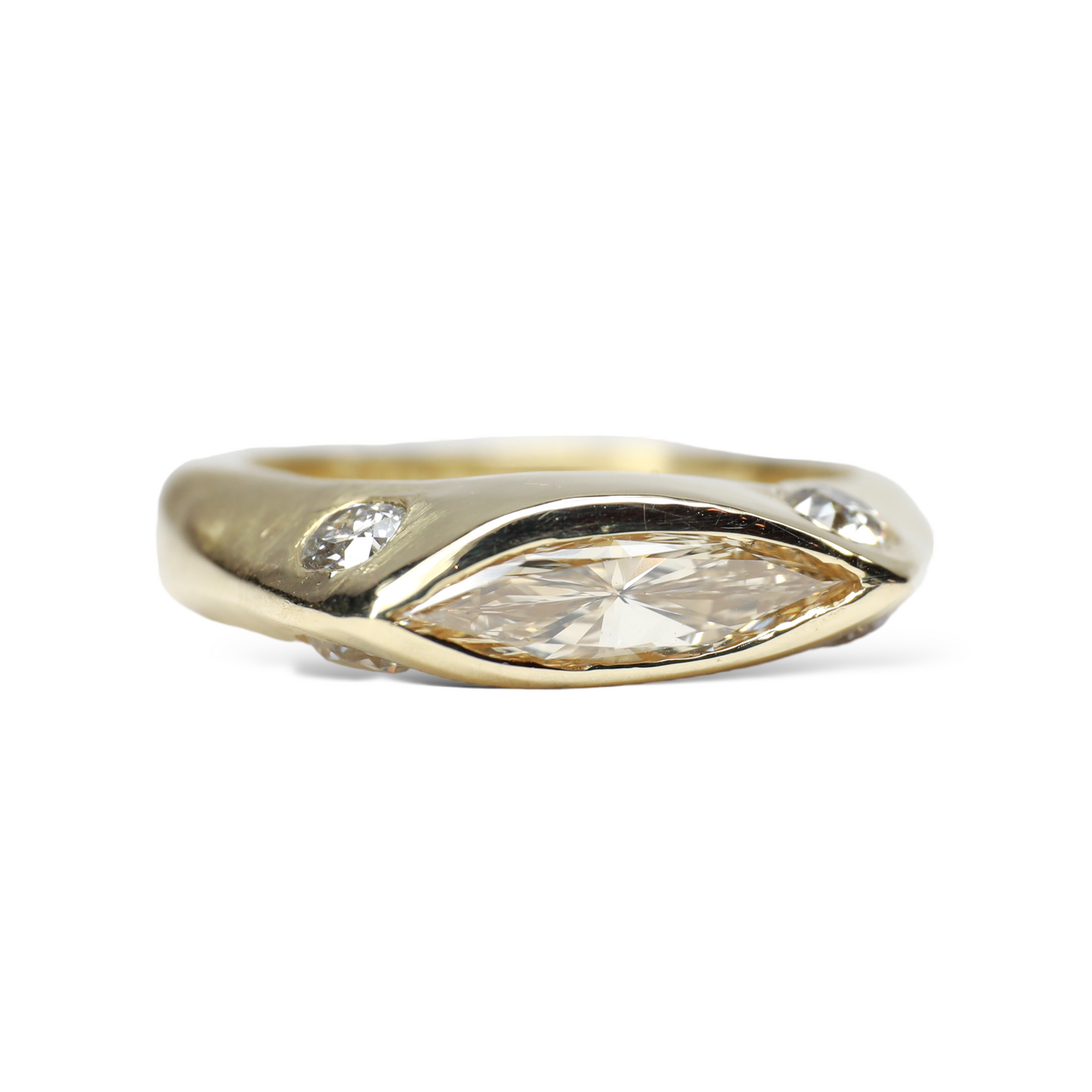 Flying Ship Ring