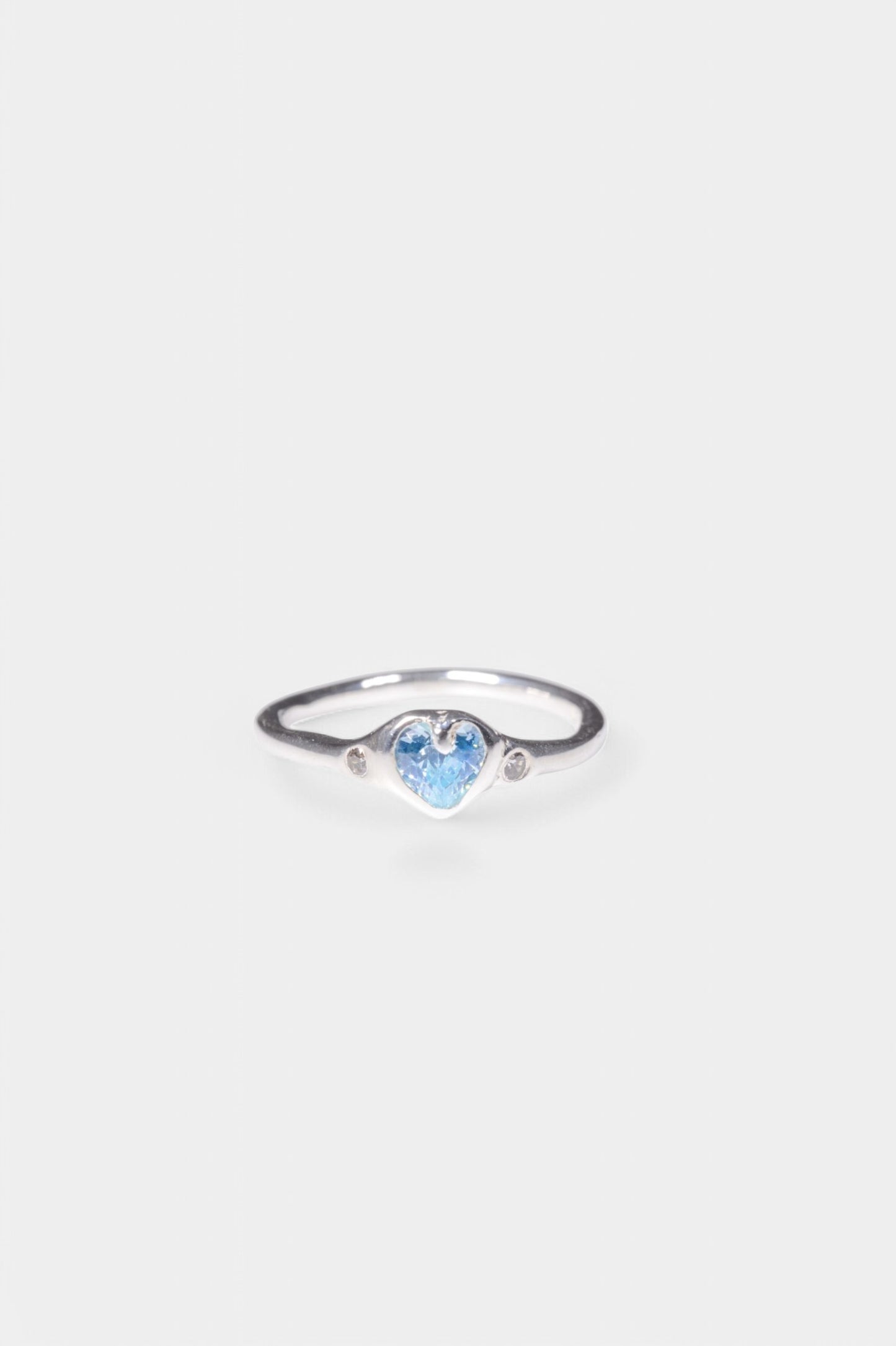 Tiny Heart Ring