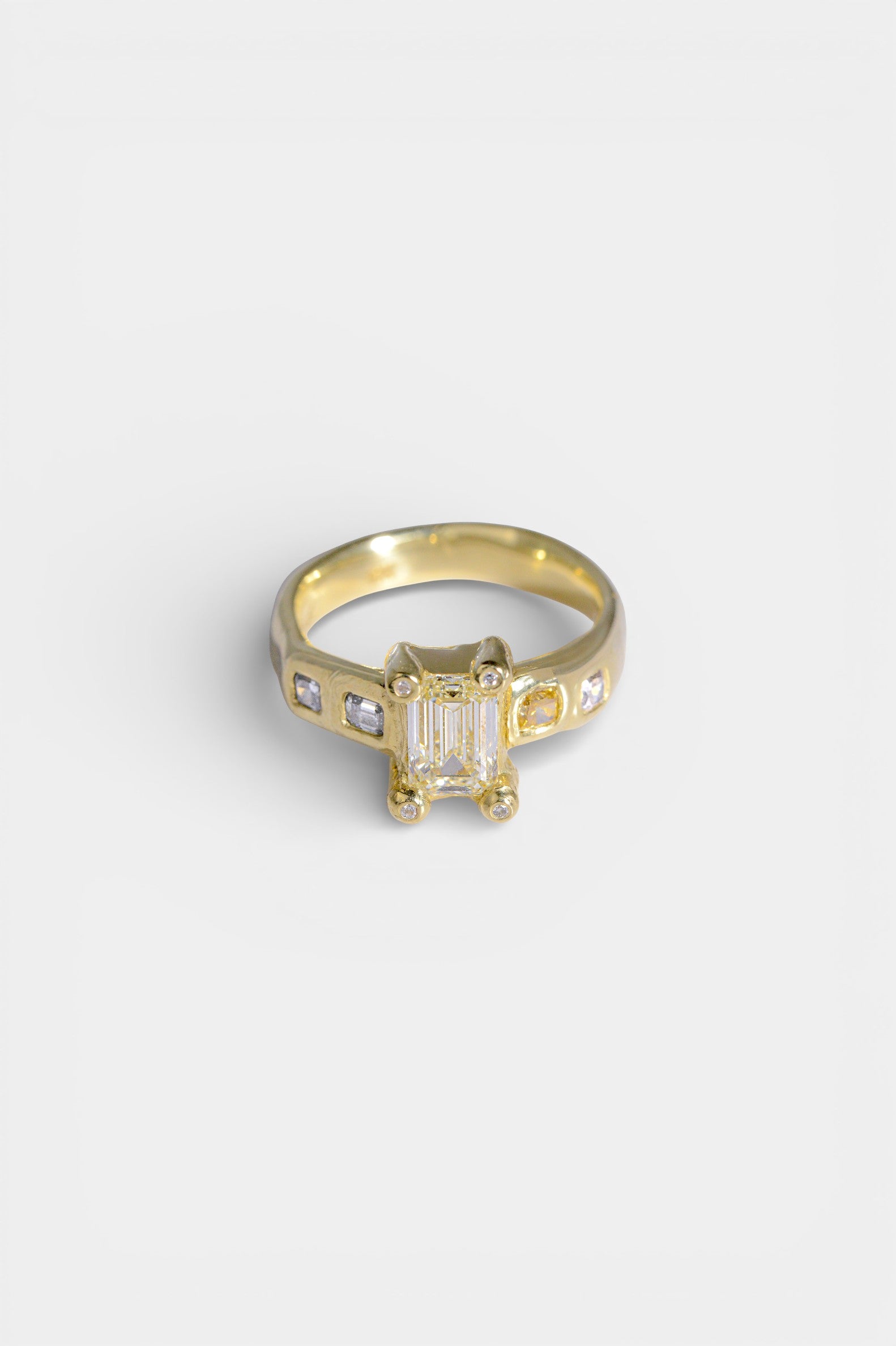 Vero Ring