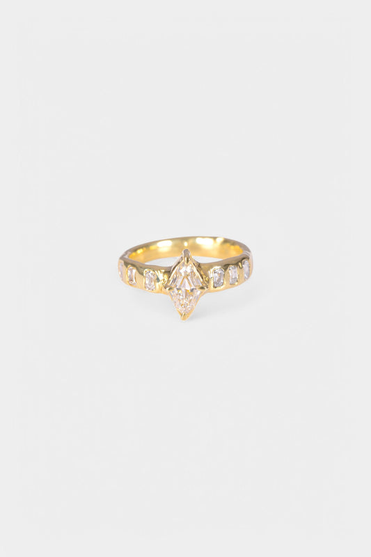 Rhombus Ring