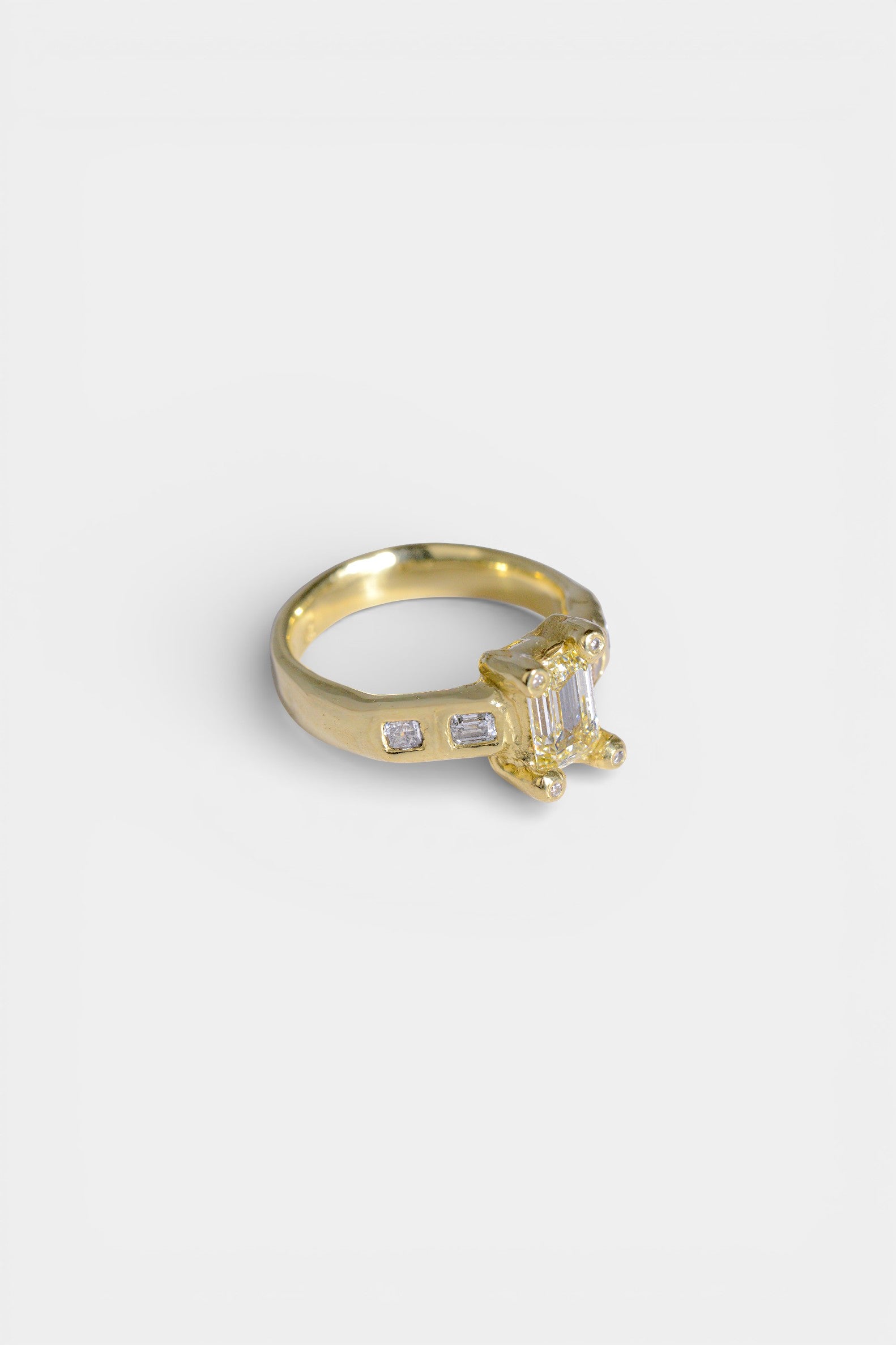 Vero Ring