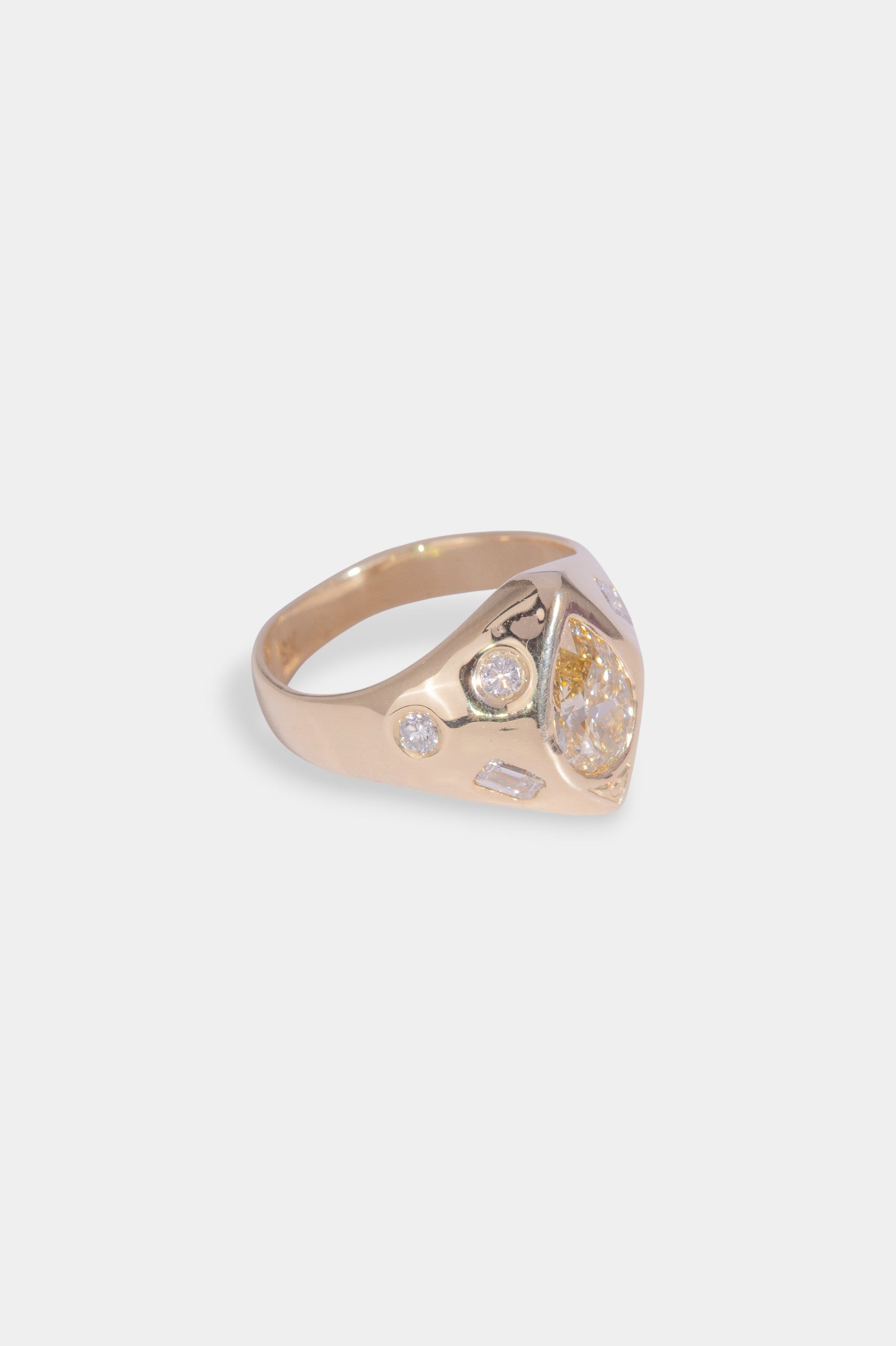 Ricca Ring