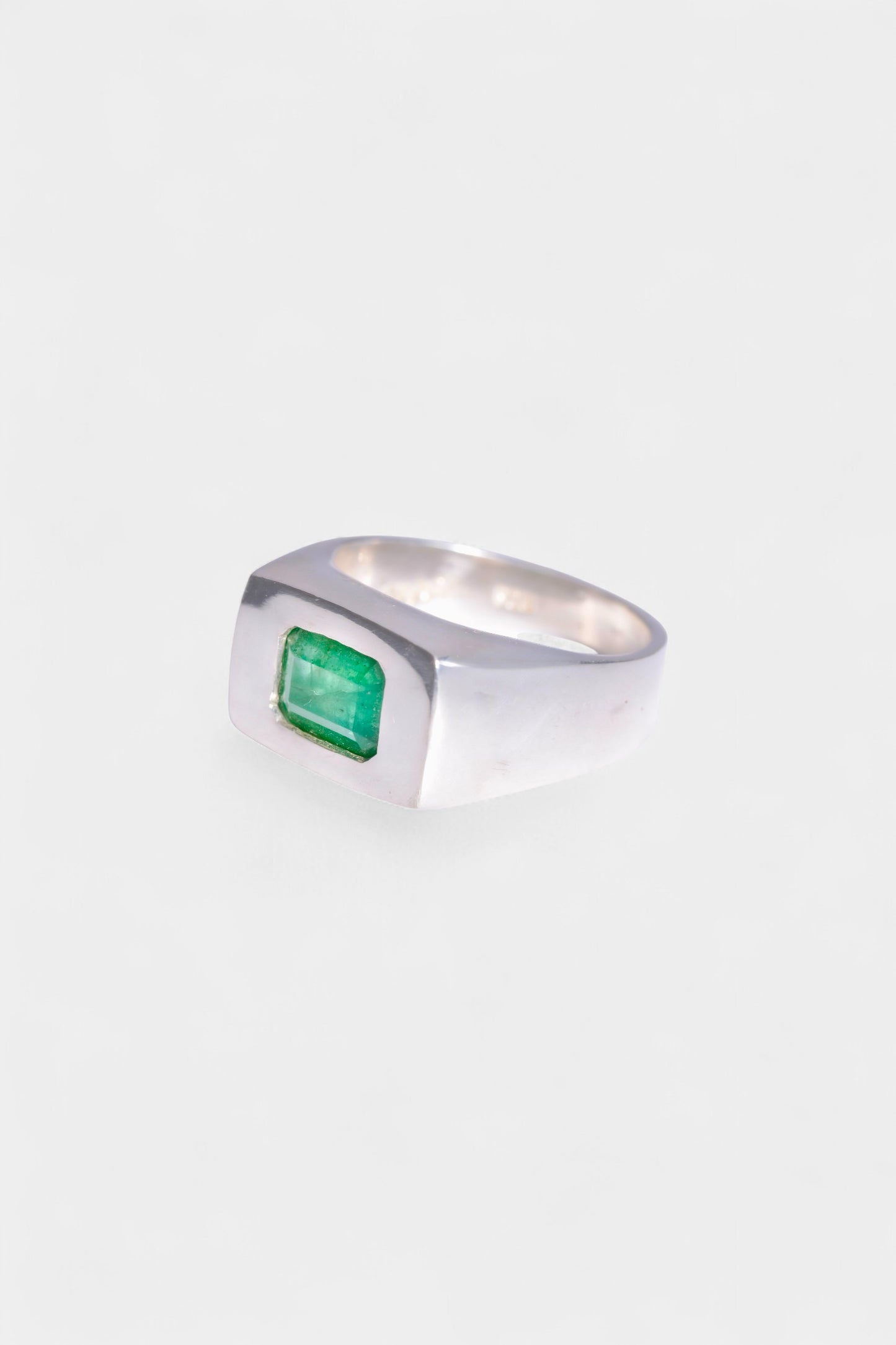 Green Lick Ring