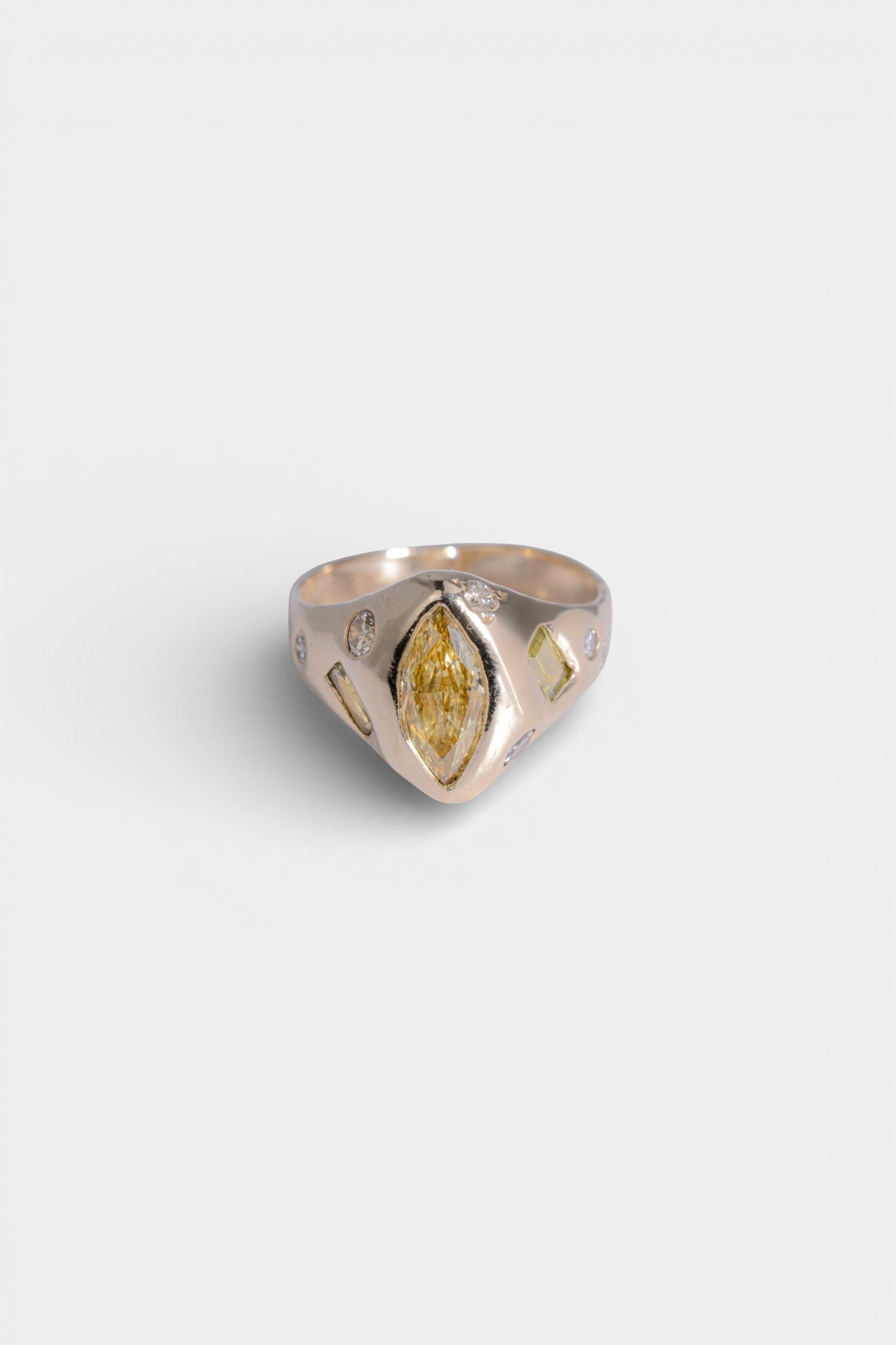 Splendore Ring