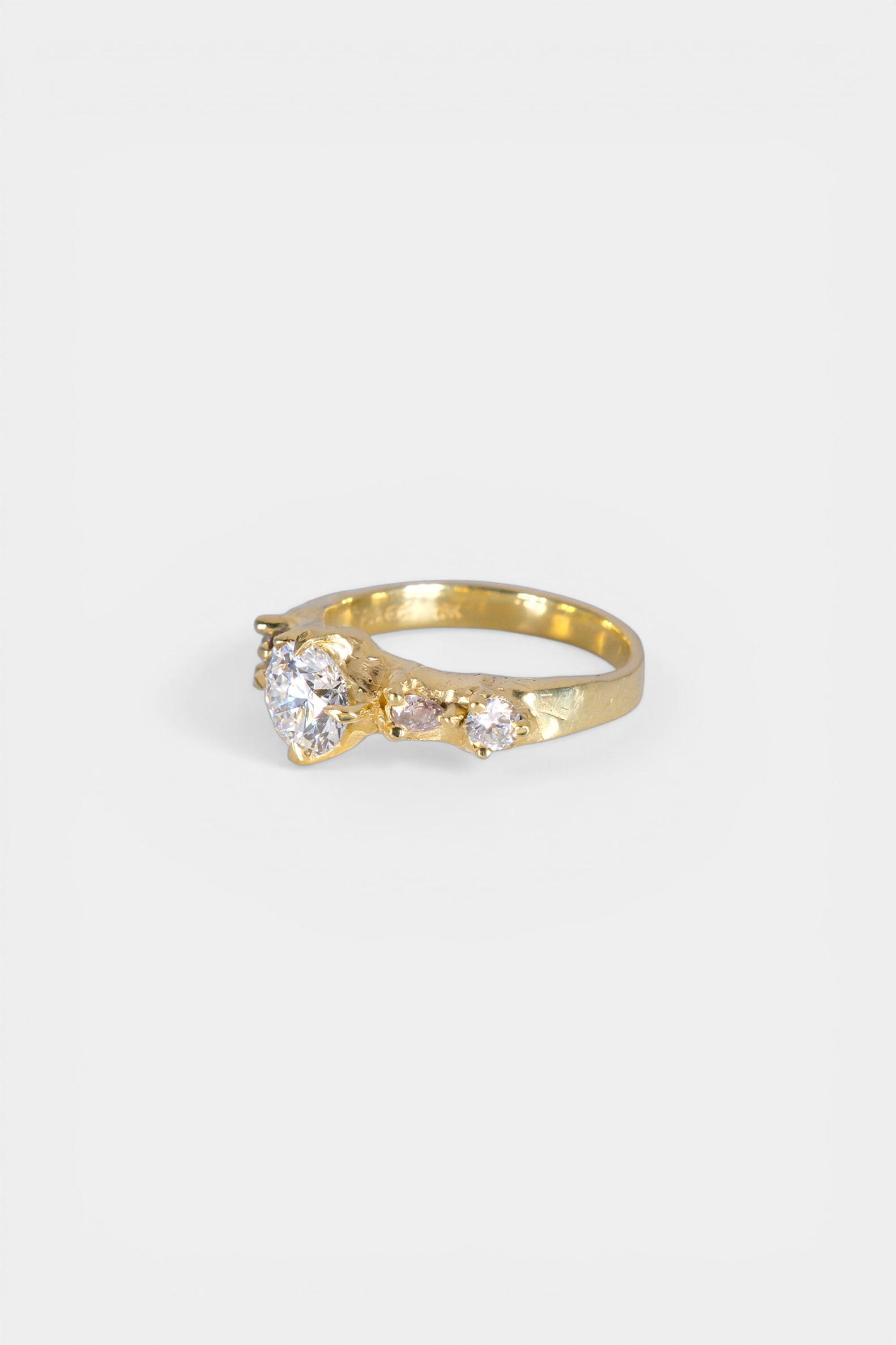 Lunare Ring