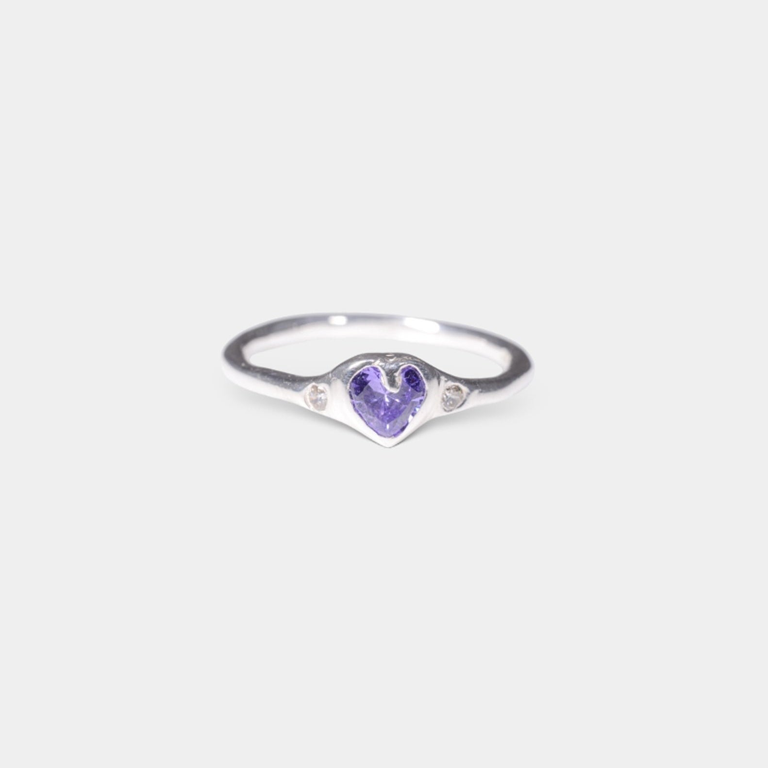 Tiny Heart Ring