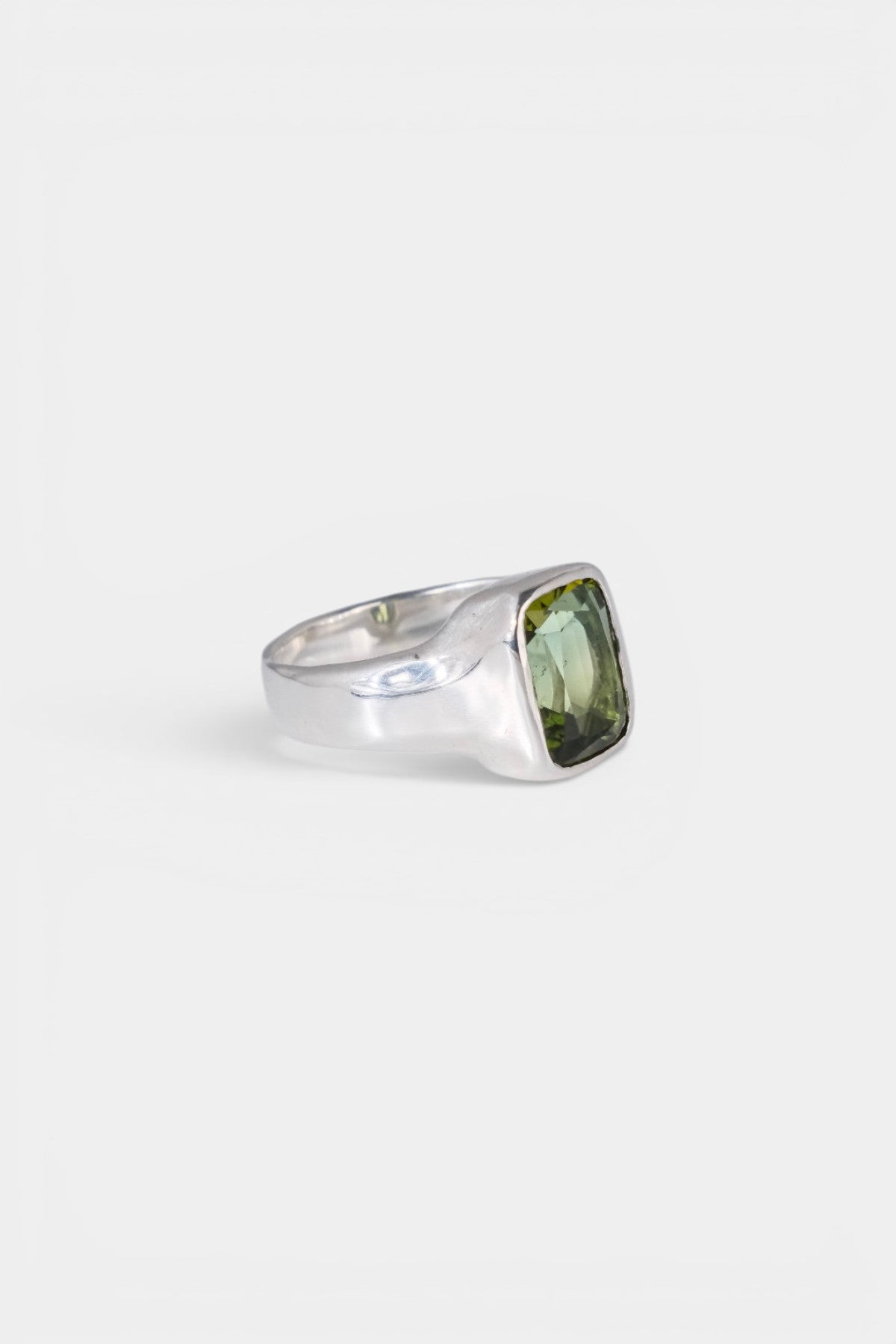 Barrel Signet Ring