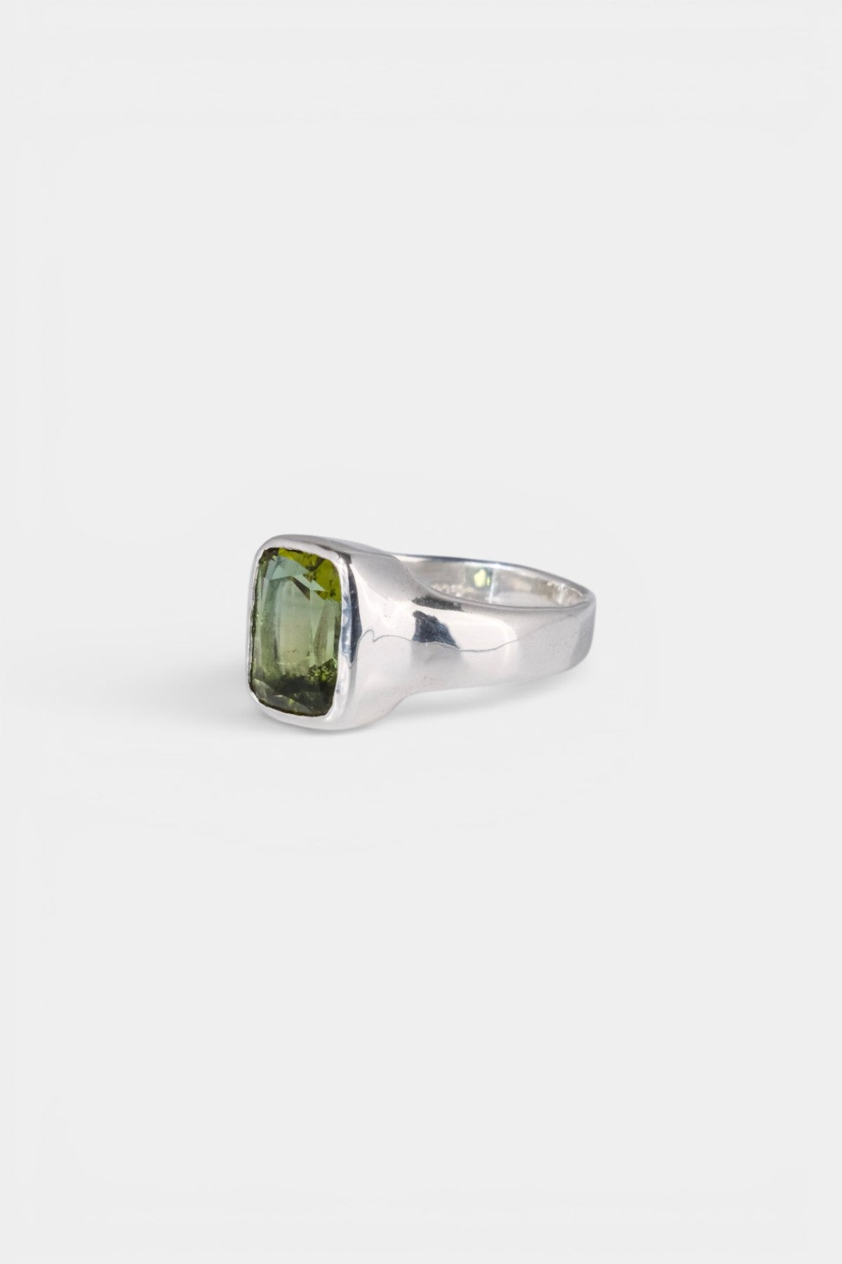 Barrel Signet Ring