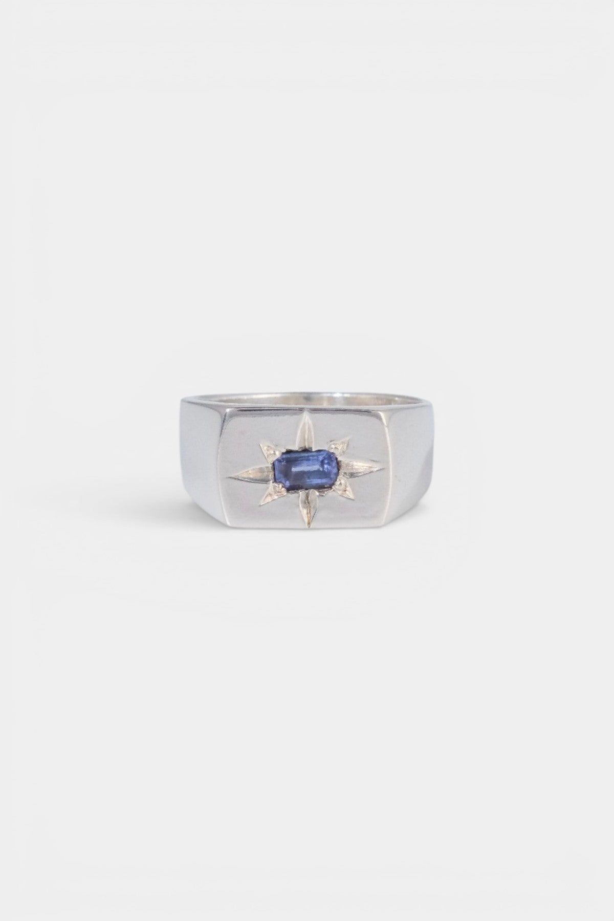 Spur Signet Ring