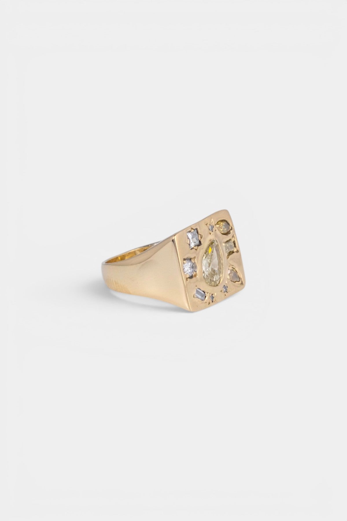 Mellow Yellow Signet Ring