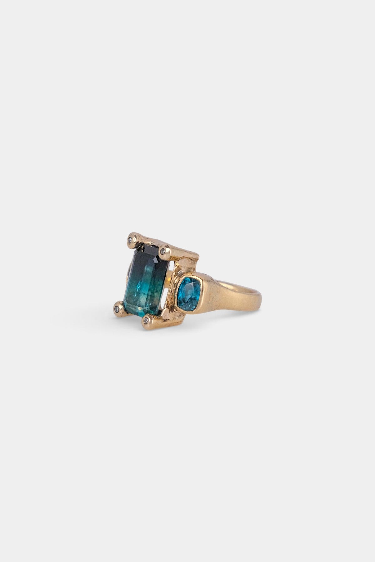 Big Sparrow Ring