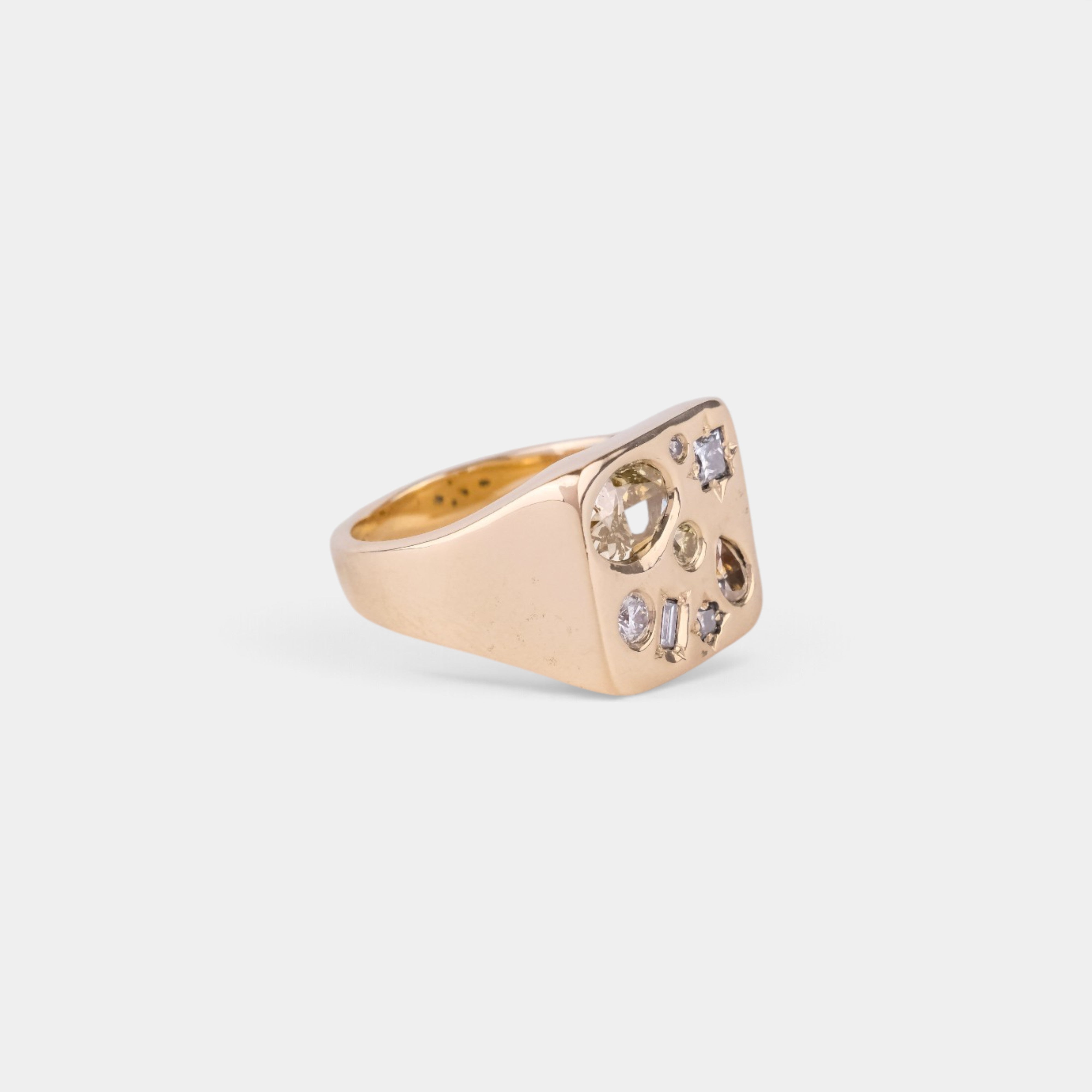 Like Confetti Signet Ring
