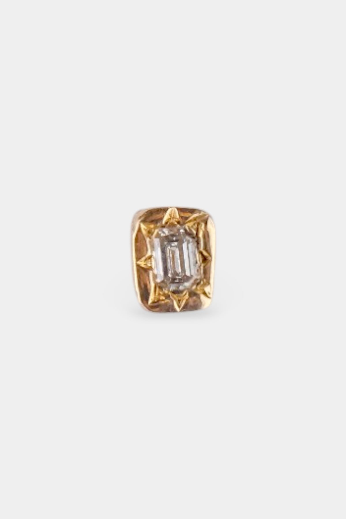 Odd Bunch Single Diamond Stud 4