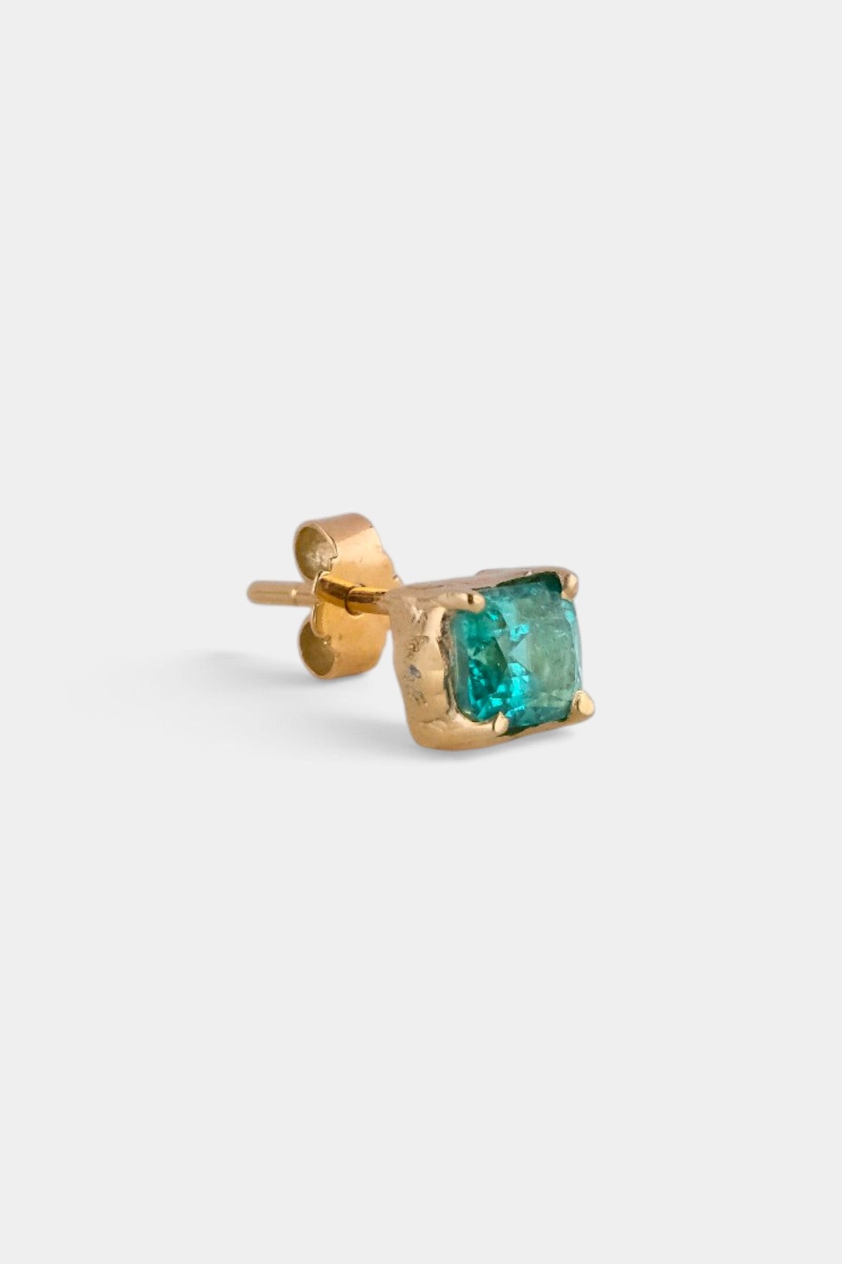 At The Forefront Zirconia Stud