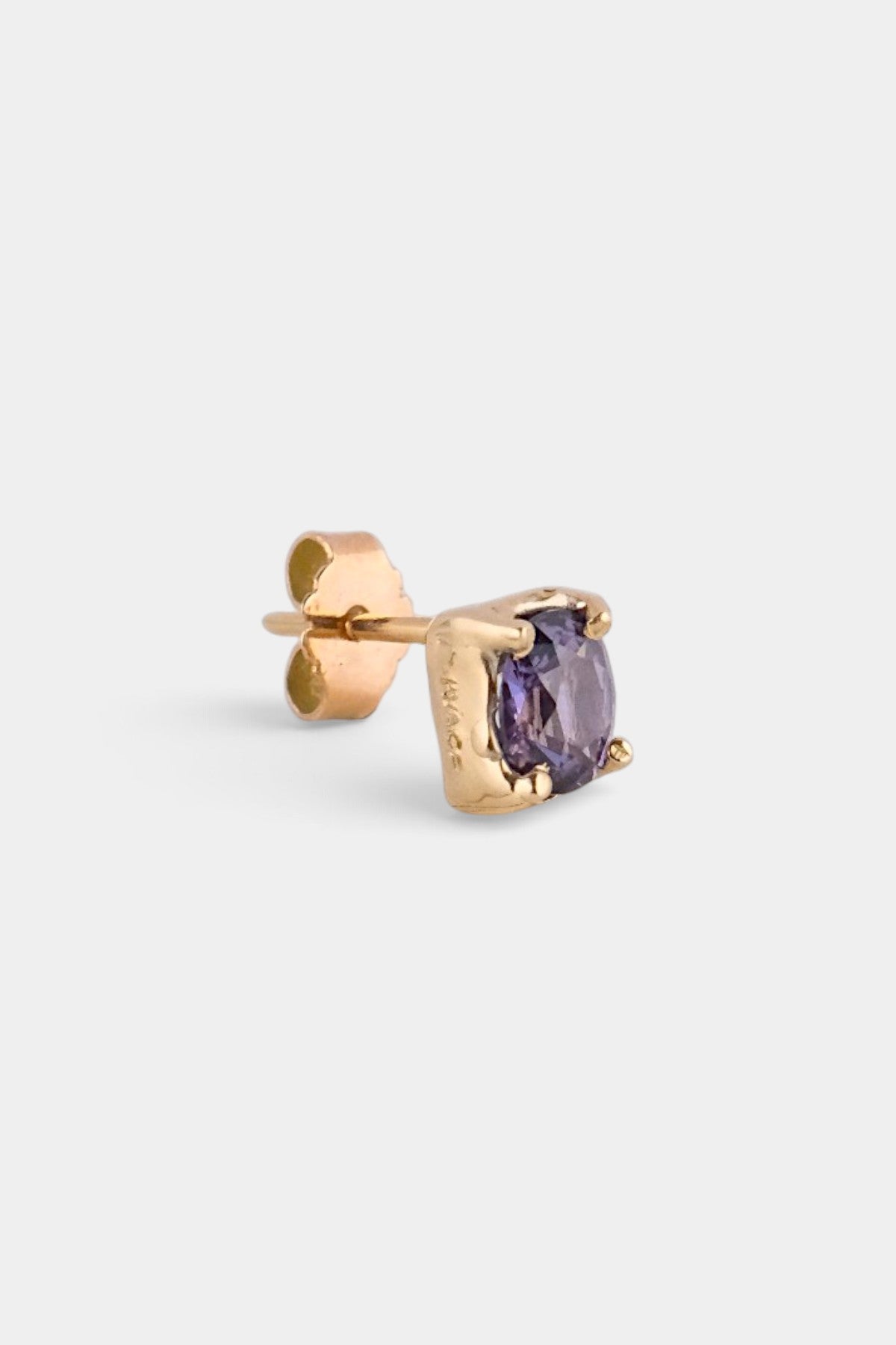 Going Solo Sapphire Stud