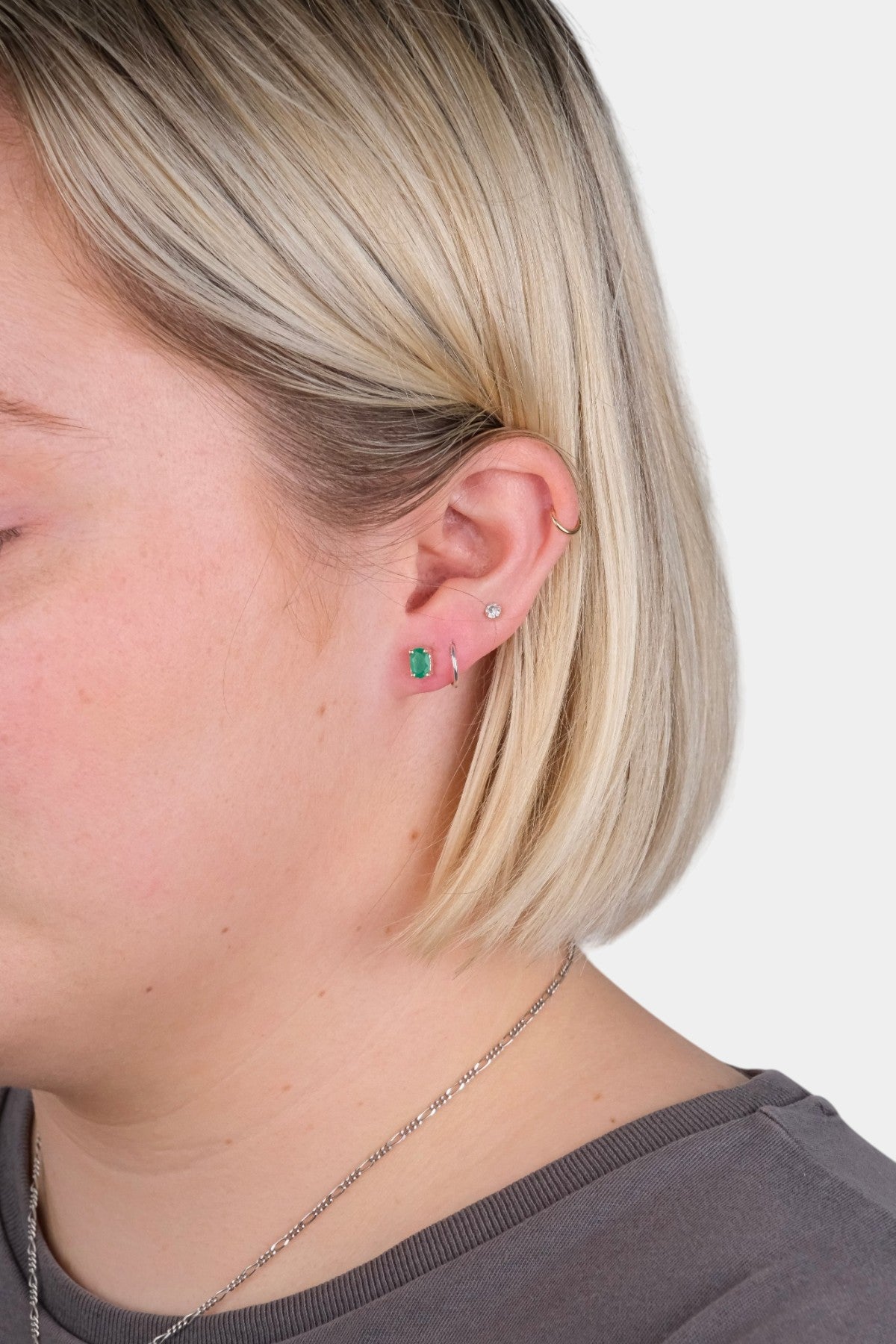 Square One Emerald Stud