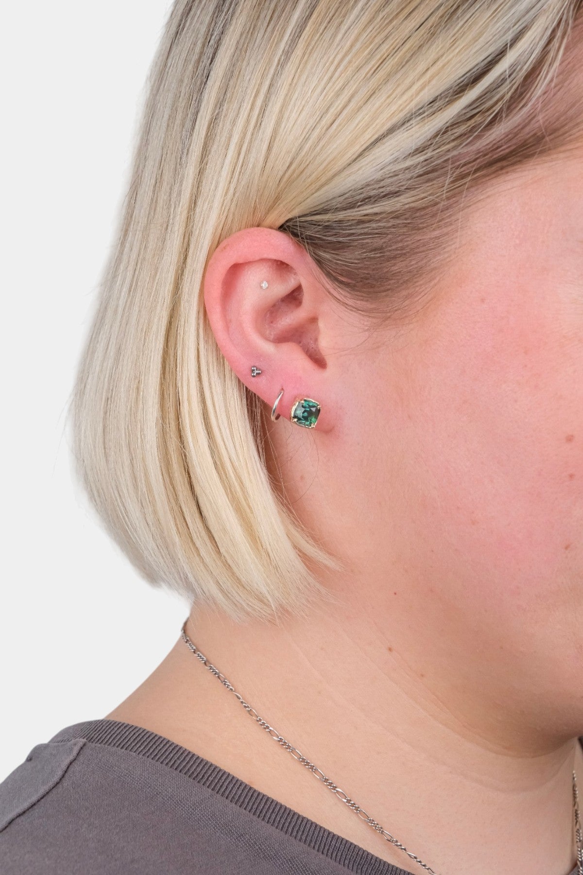 Top Spot Emerald Stud