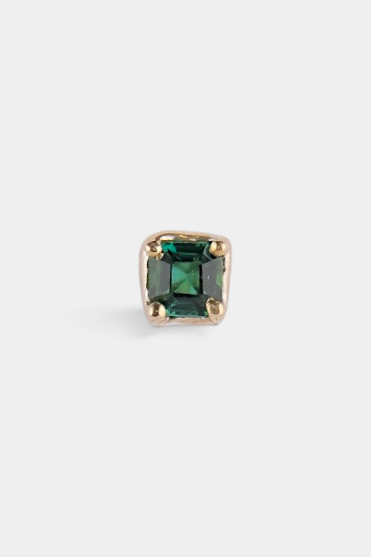 Hole In One Emerald Stud