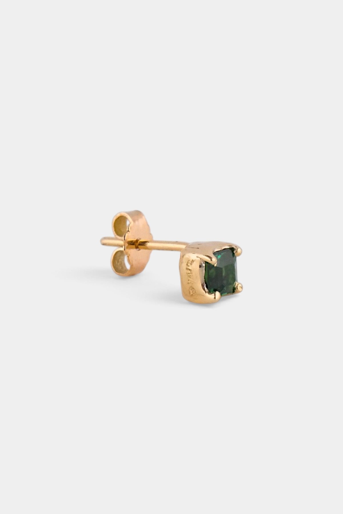 Hole In One Emerald Stud