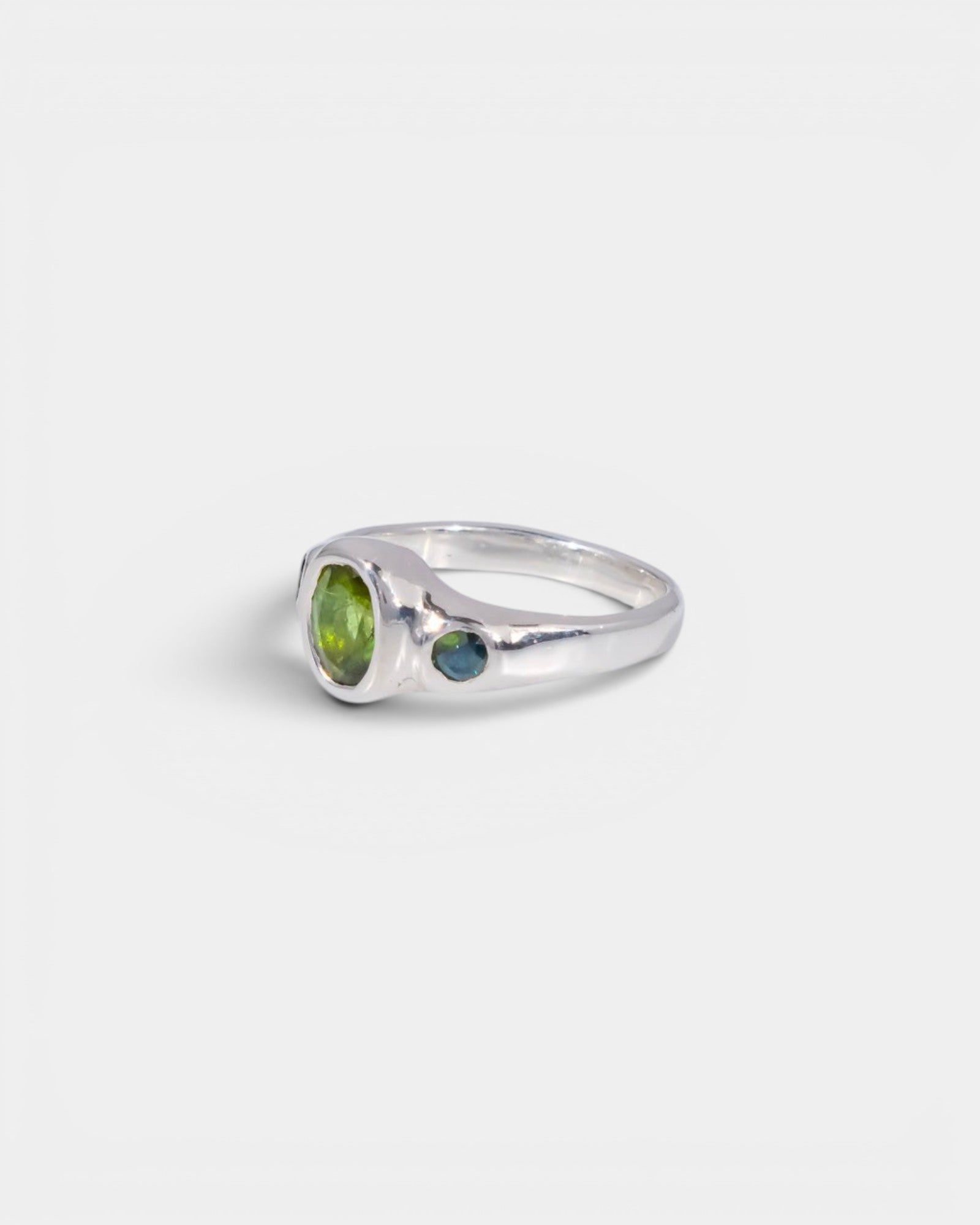 Arachna Trio Ring