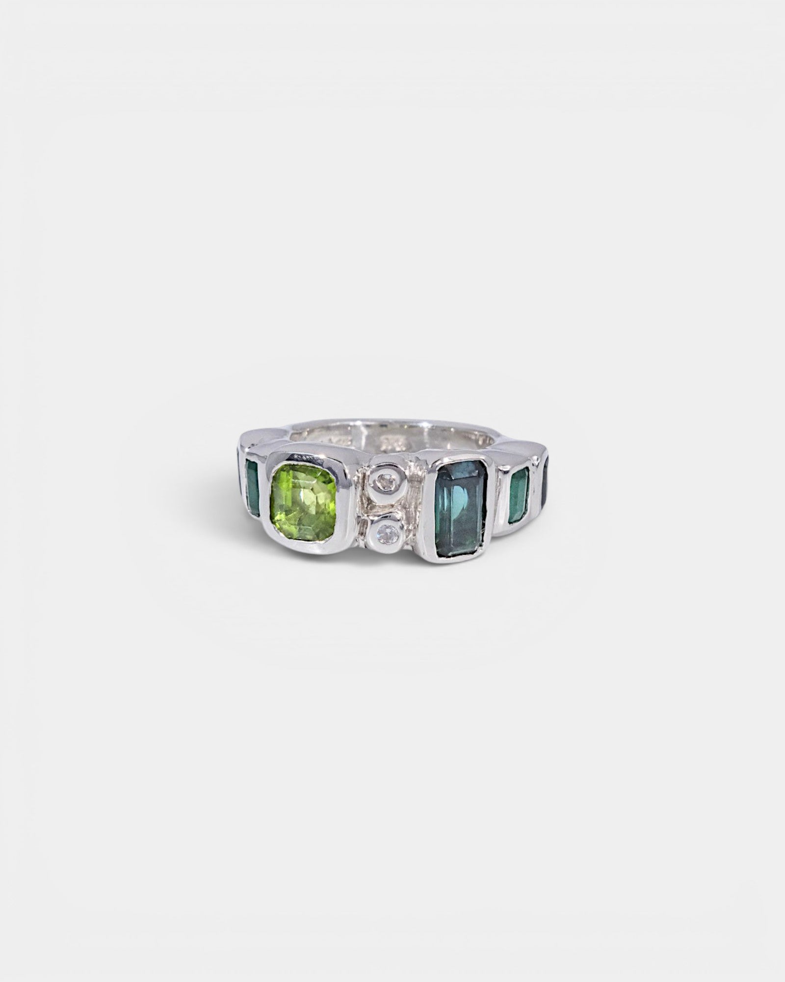 Mantis Ring