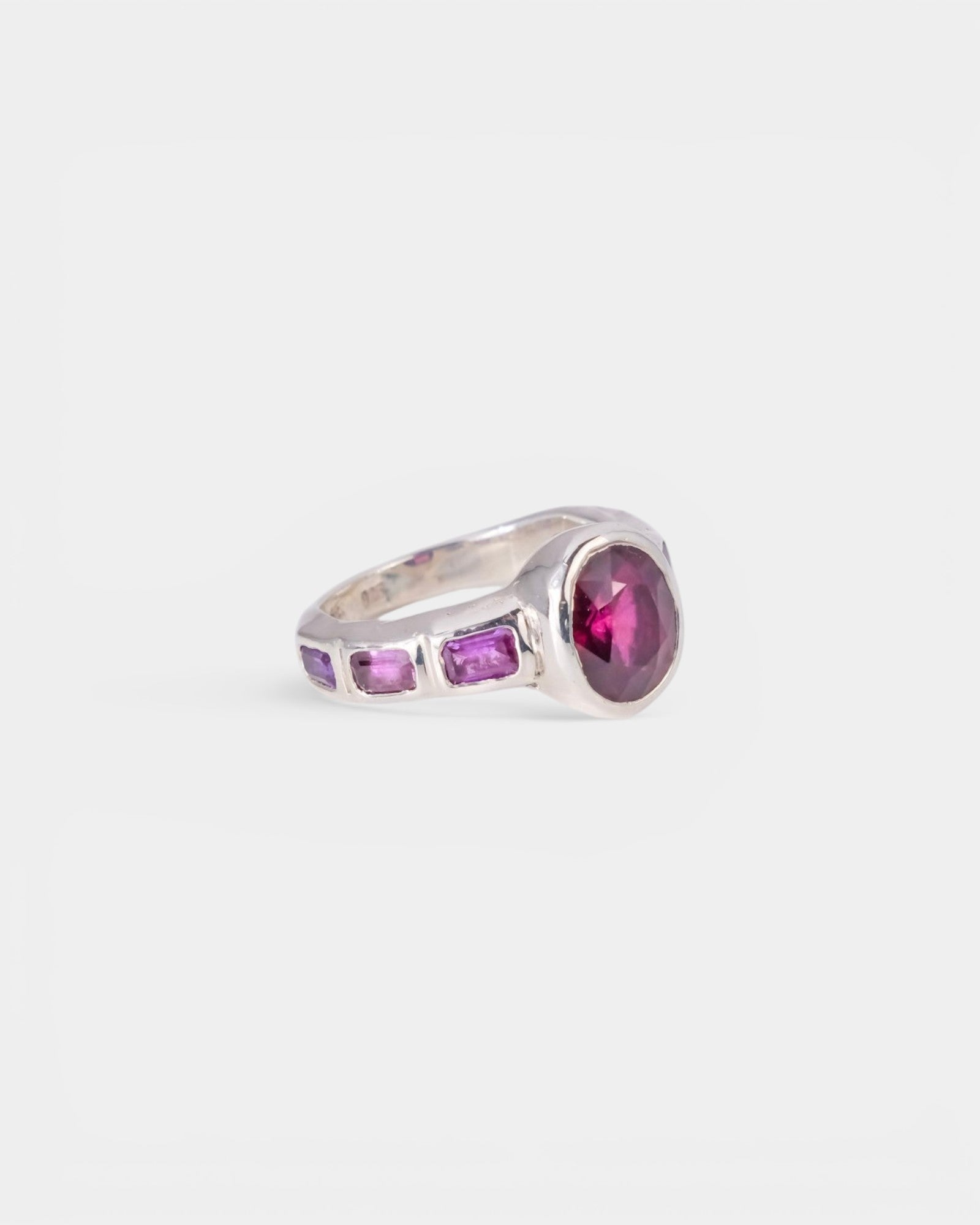 Psychotropica Ring
