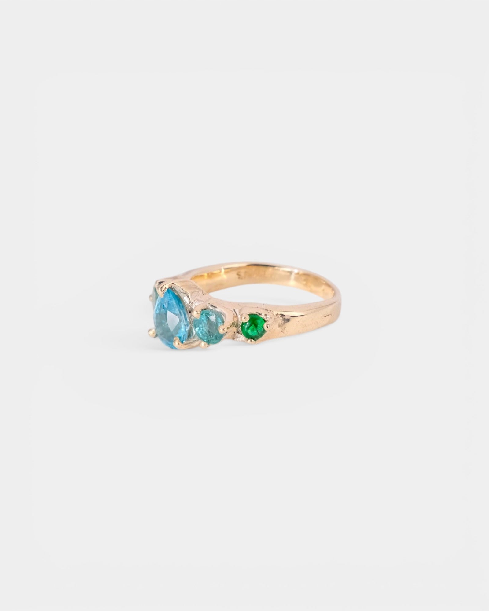 Coy Decoy Ring