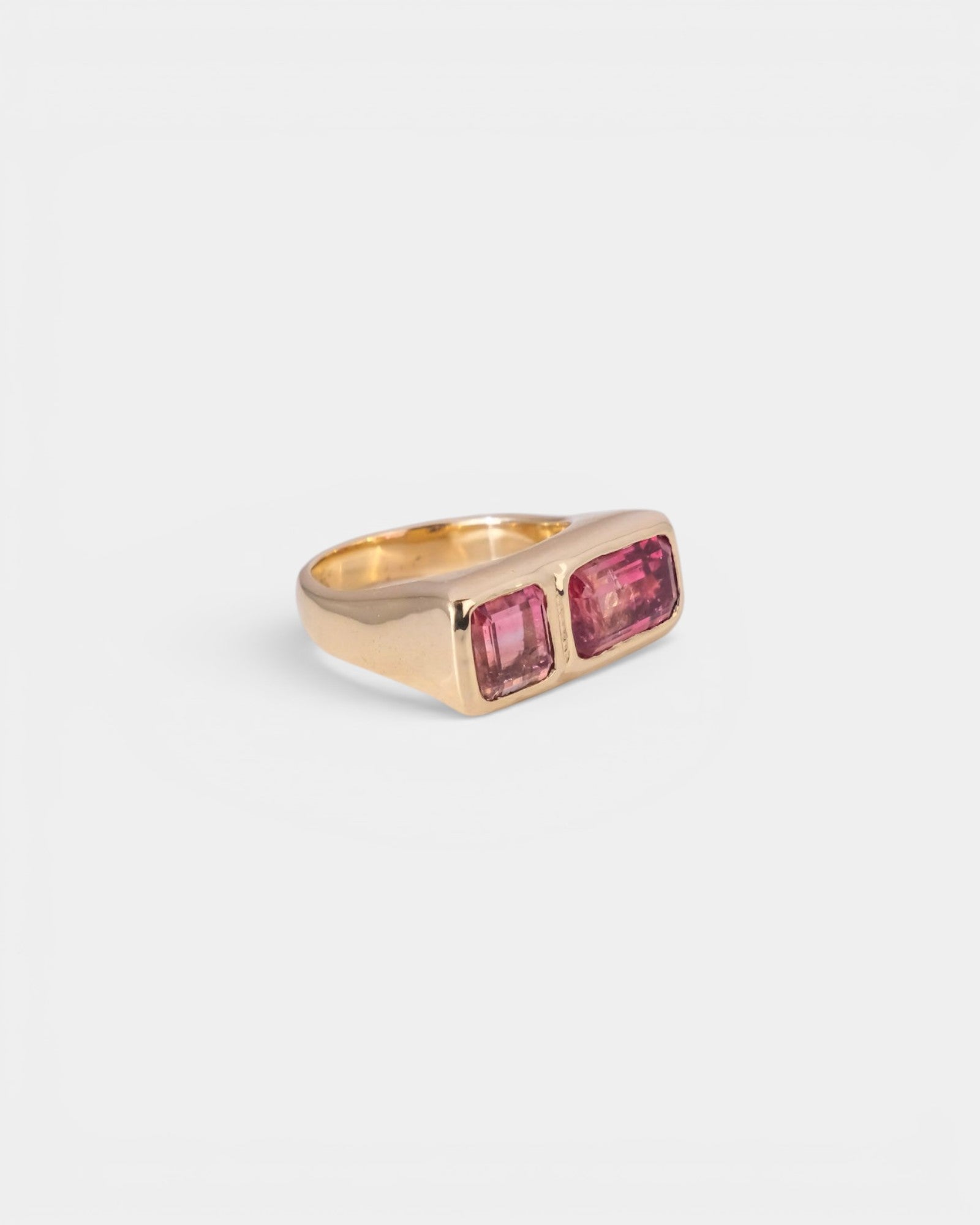 Cyrano Signet Ring