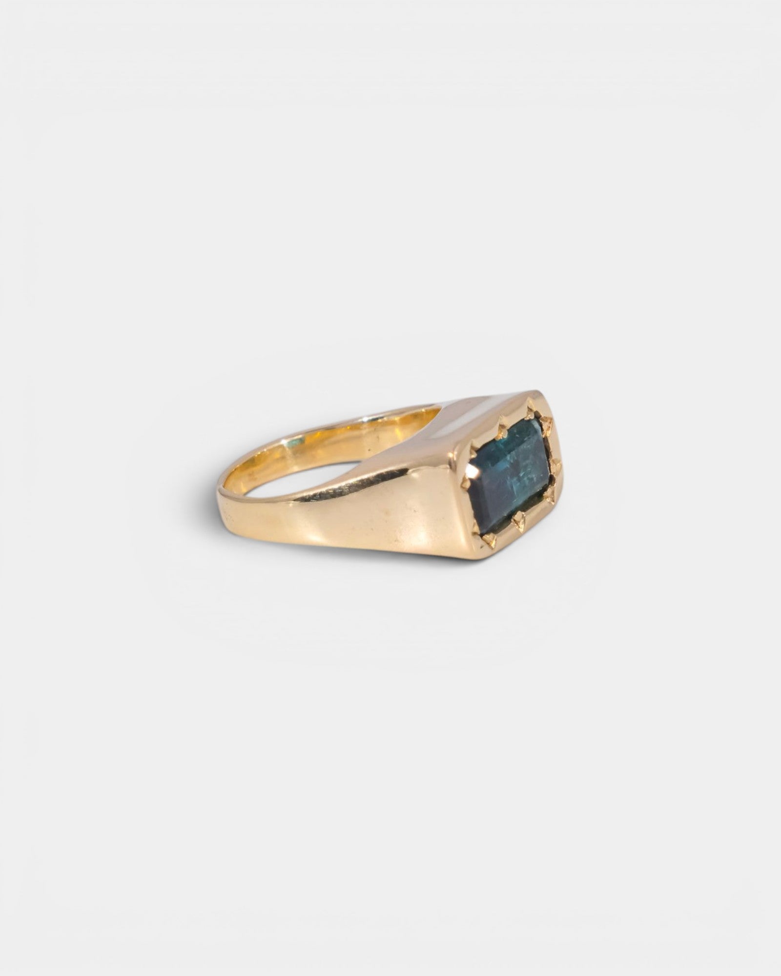 Sour Blue Signet Ring
