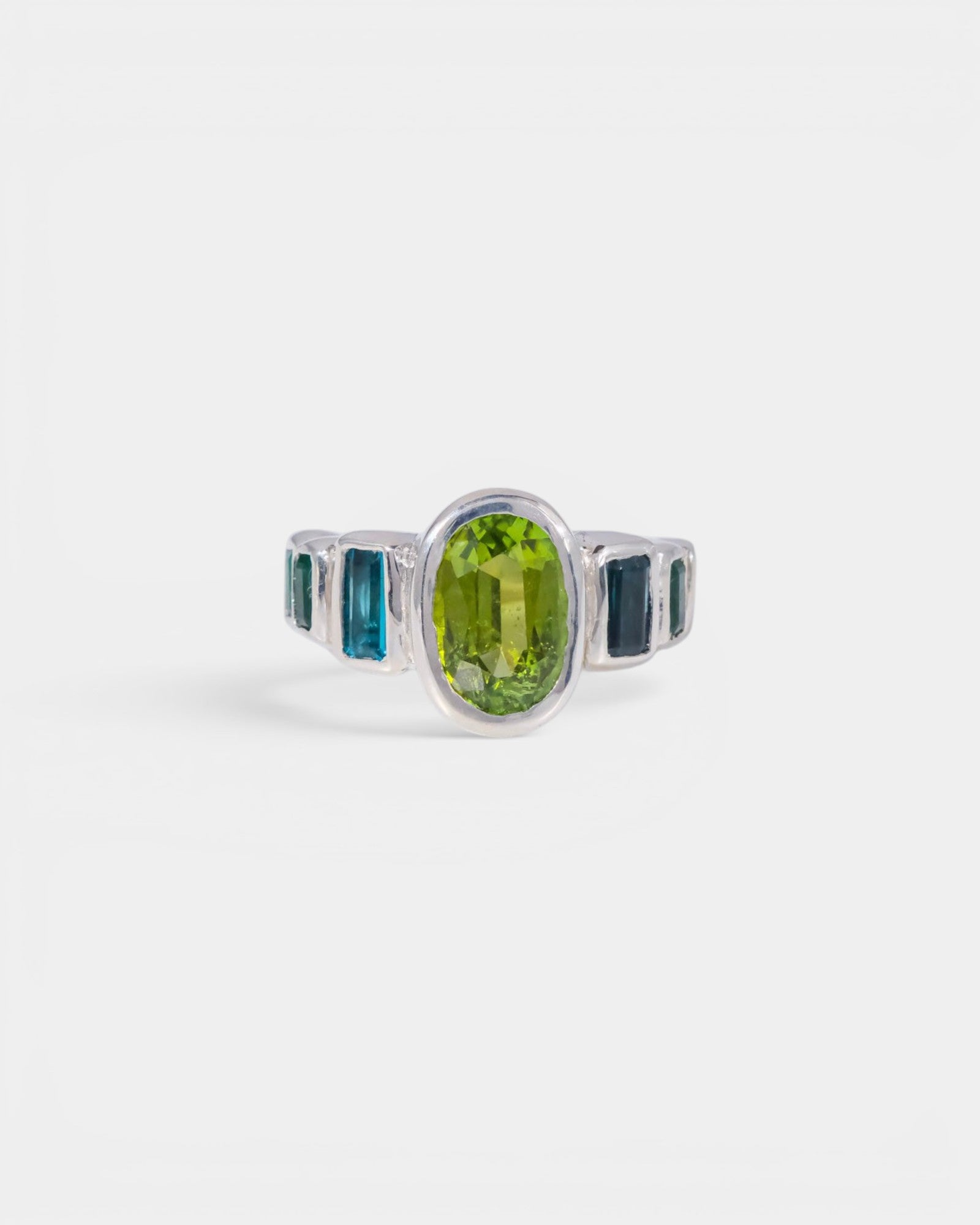 Peacocking Ring