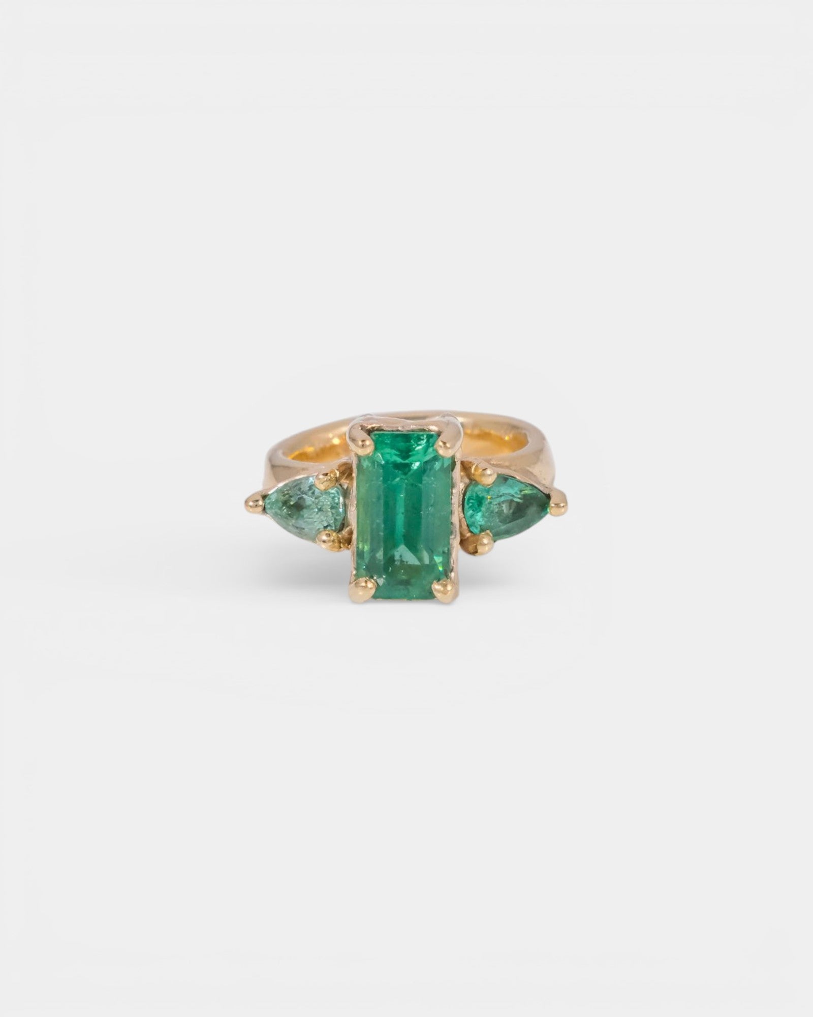 Wintergreen Ring
