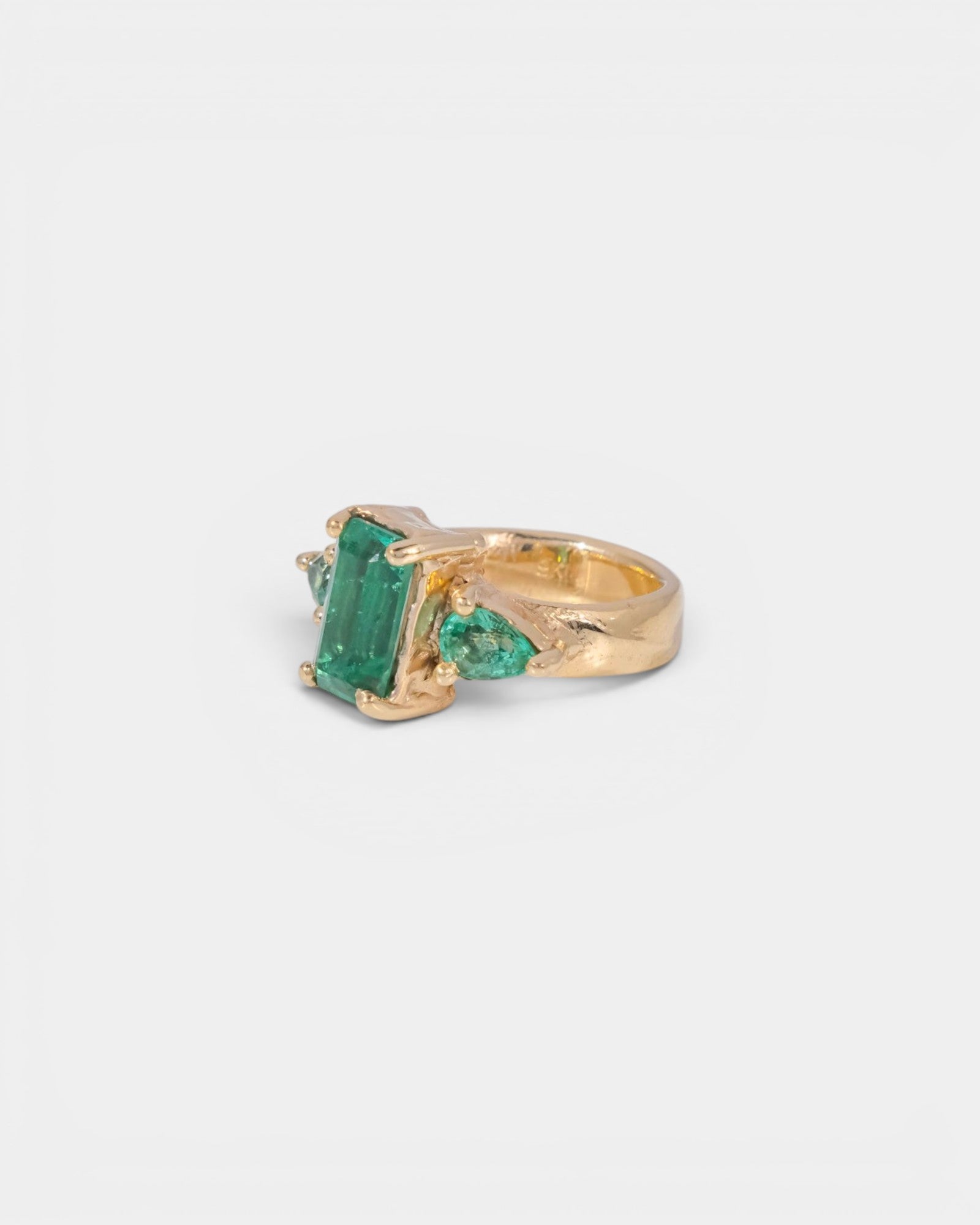 Wintergreen Ring