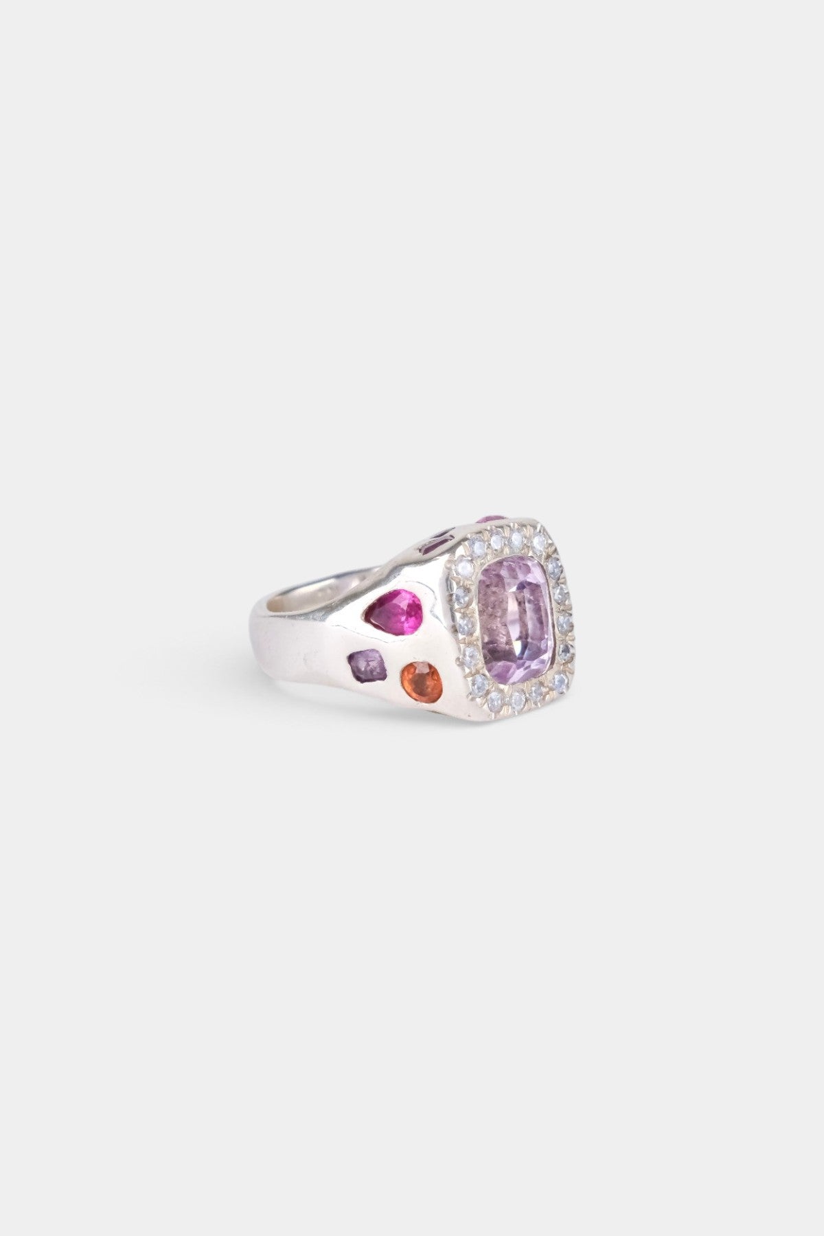 Noizy Signet Ring