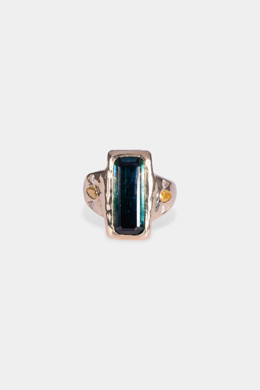 Portsea Ring
~ 6.5ct emerald cut bi colour tourmaline
~ two 0.25ct approx pear cut fancy yellow natural diamonds
~ four white pear cut melee diamonds