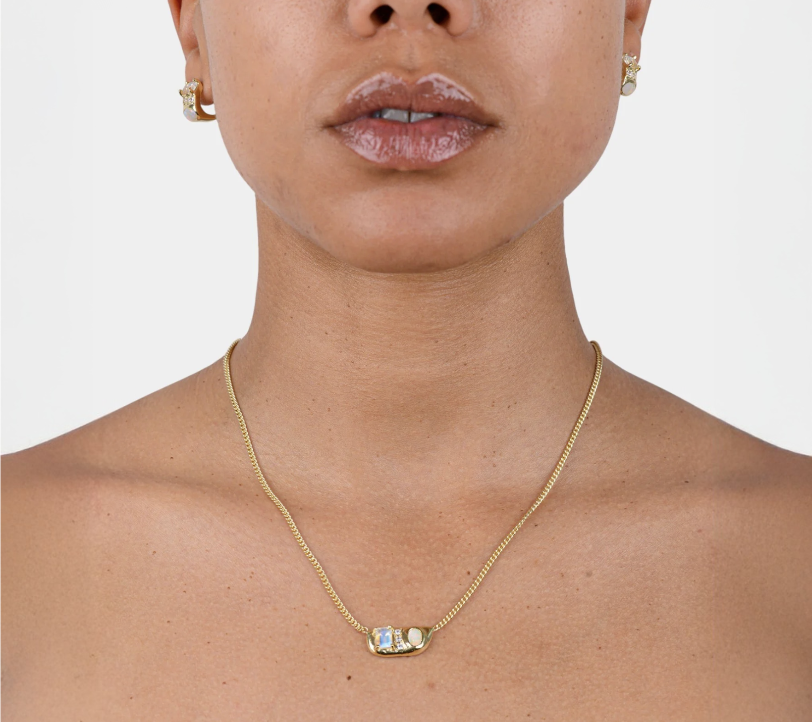 Moony Opal Necklace