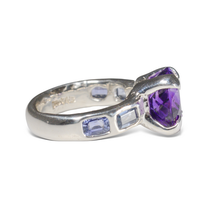 Iris Ring